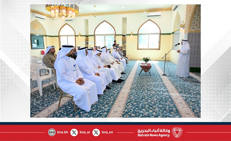 تنفيذا لأمر سمو ولي العهد رئيس مجلس الوزراء.. رئيس الأوقاف الجعفرية يفتتح مسجد أبو صفي في شهركان ومسجد بن ضيف في كرزكان بعد استكمال أعمال الصيانة